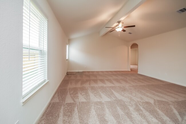 Building Photo - 8406 Rayburn Rd