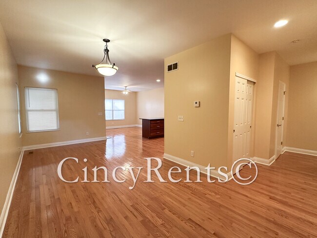 Building Photo - 2931 Eden Ave