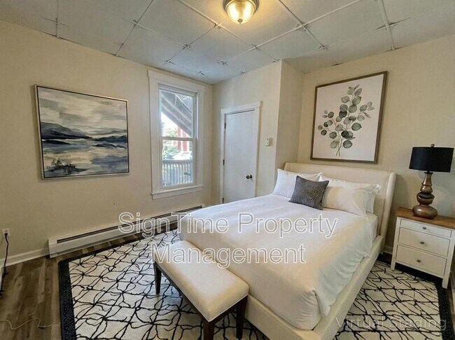 Foto del edificio - 42 E Washington St