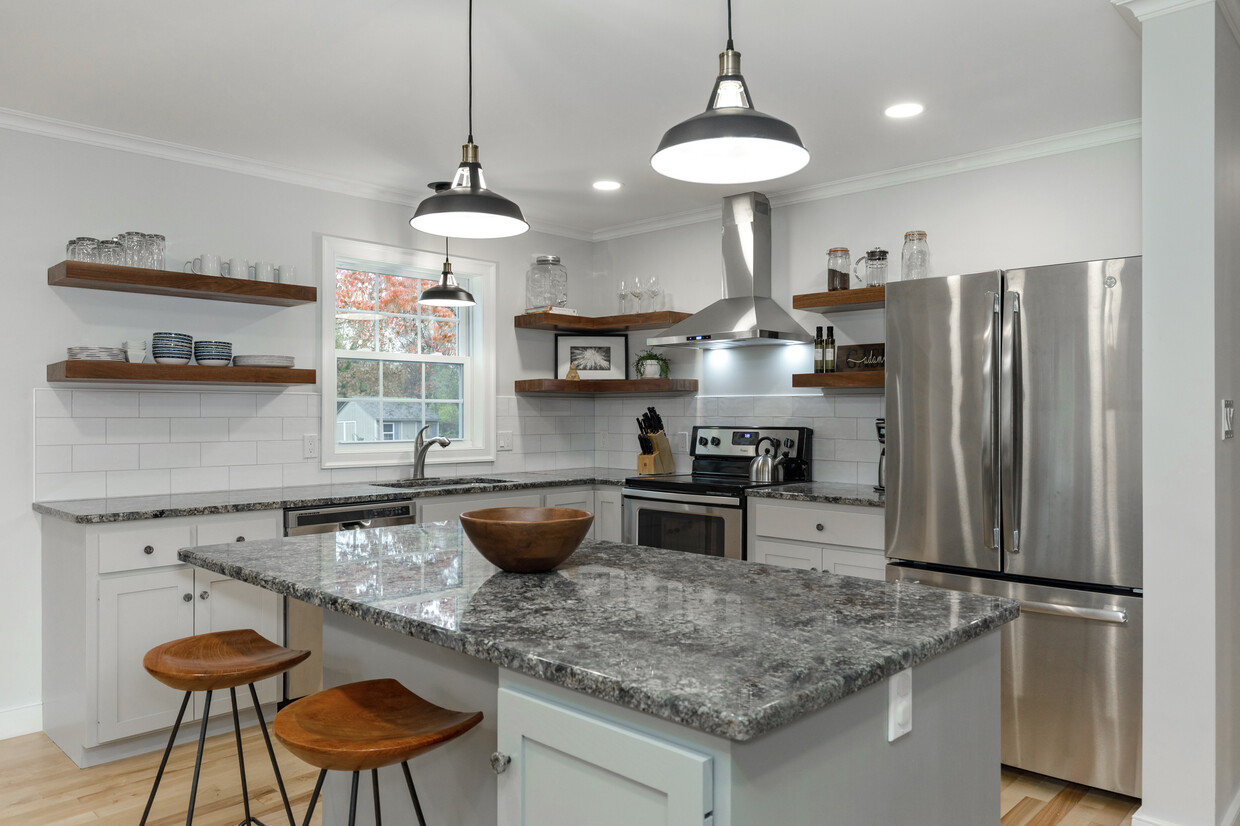 Foto principal - 3306 Pleasant Ridge Rd