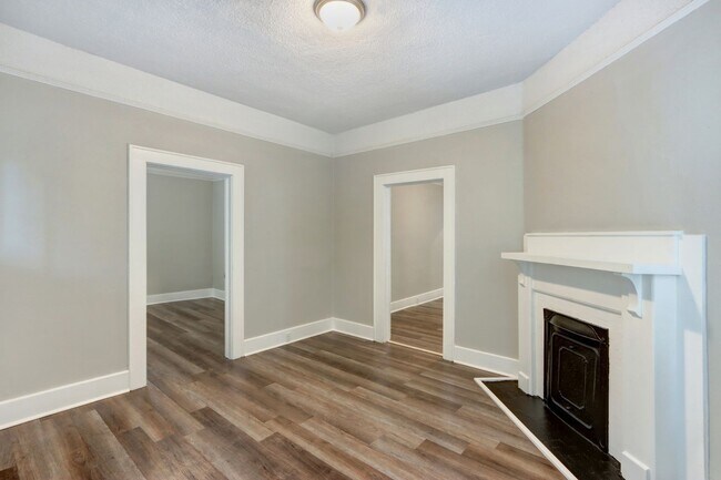 Foto del edificio - Newly Renovated 2BR/1BA Home In Downtown Savannah