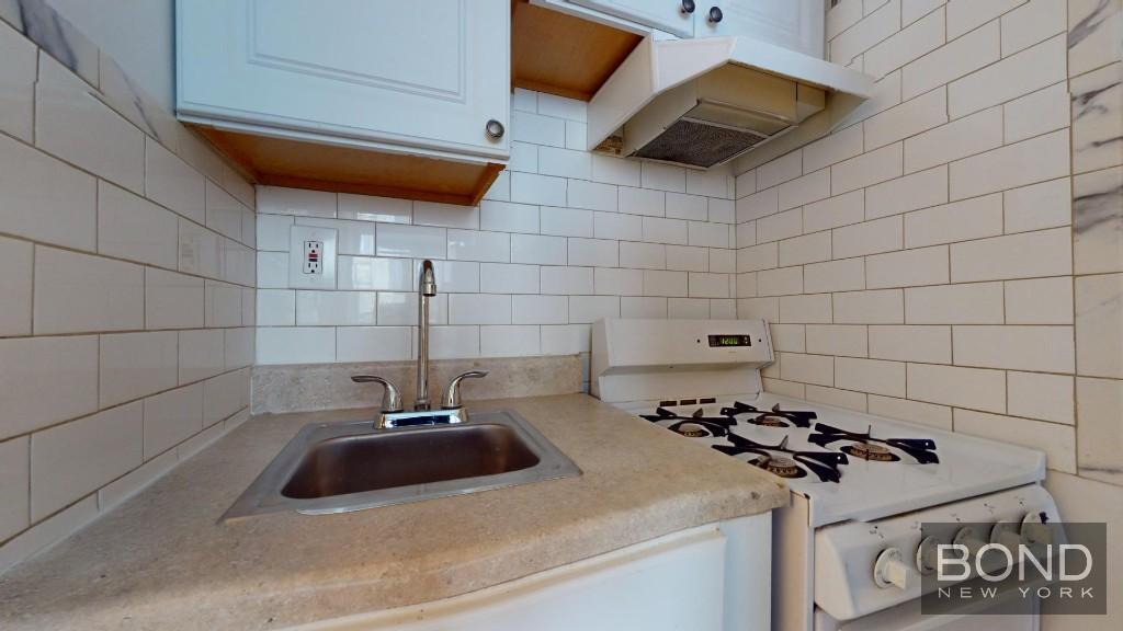 Building Photo - 255 East 61th Street