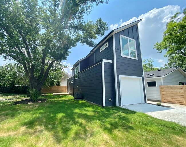 Building Photo - 2500 Sweeney Ln