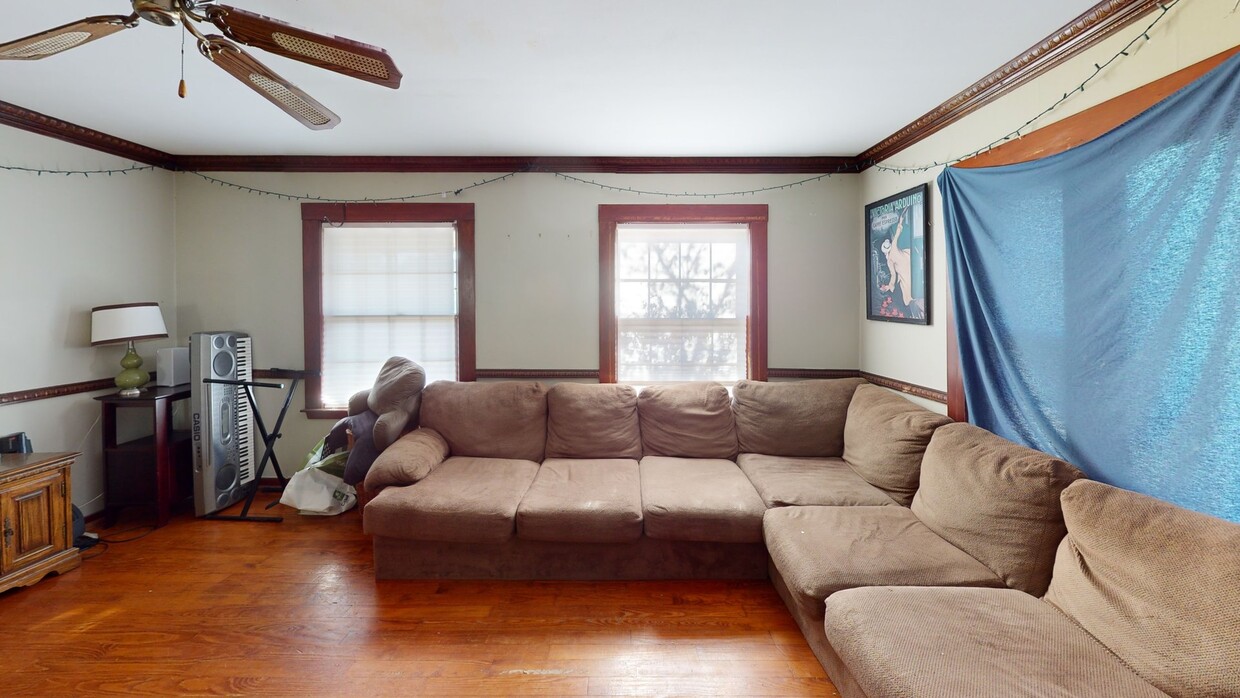 Photo - Room in Shared 5 bed/1 bath home