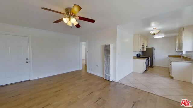 Foto del edificio - 1032 S Bedford St