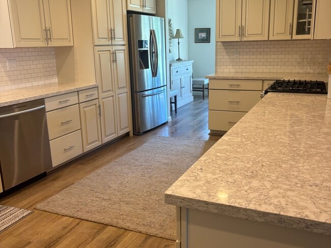 Building Photo - 74361 Zircon Cir E