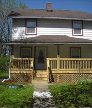 Building Photo - 886 Storer Ave