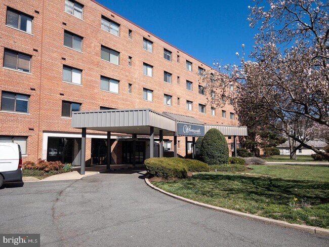 Foto del edificio - 3515 Washington Blvd