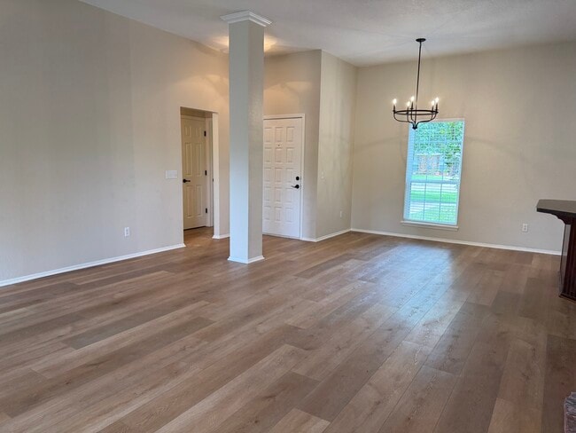 Building Photo - 4414 Post Oak Dr