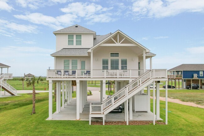 Foto del edificio - 18414 Indian Beach Ct