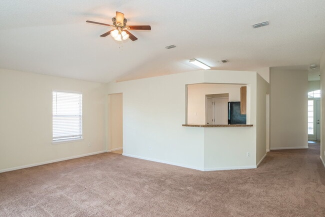 Building Photo - 3388 Volley Dr