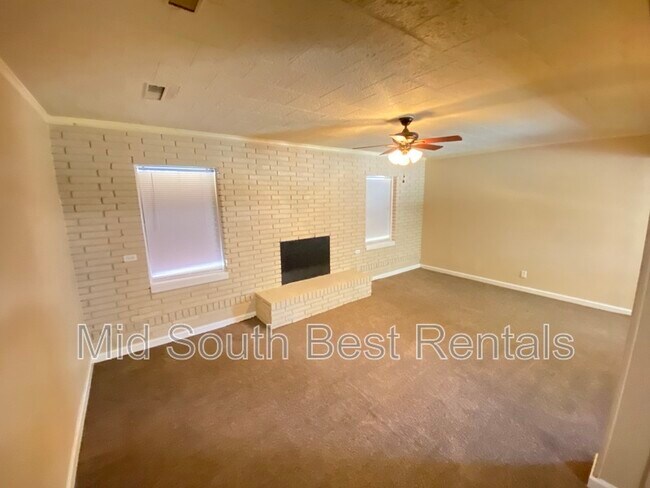 Foto del edificio - 4888 Leonard Rd