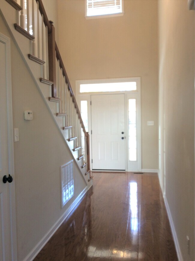 Building Photo - 1079 Grove Landing Ln