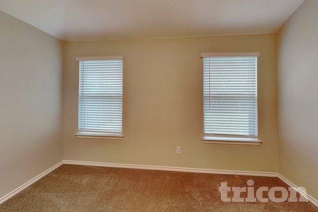 Building Photo - 9125 Nevis Dr