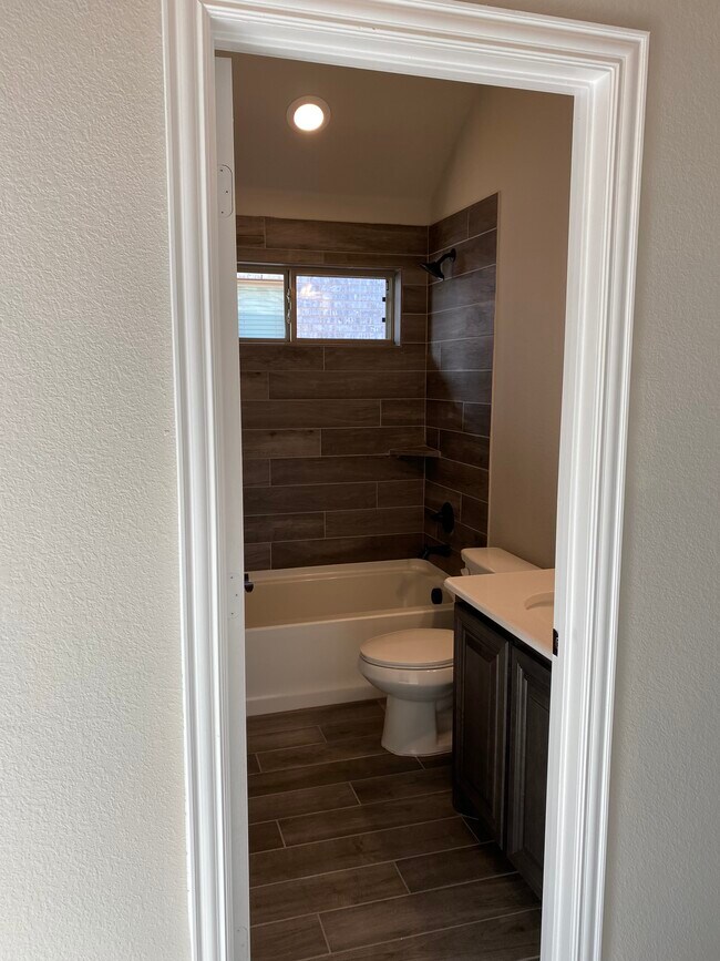 Bathroom 1 - 4733 Cleves Ave