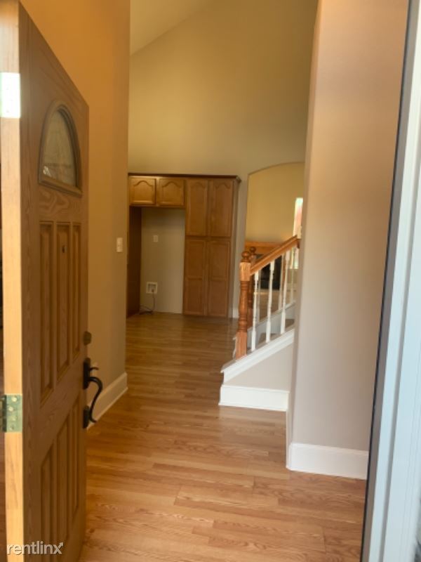 Building Photo - 7469 Fossil Ridge Dr