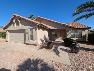 Building Photo - 618 W Tumbleweed Rd
