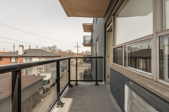 Building Photo - 31 Paxtonia Blvd
