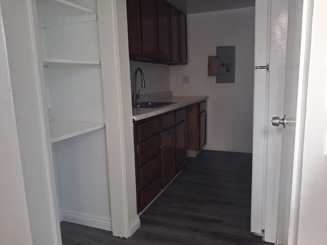 Photo - 8560 E Artesia Blvd (Bellflower, CA) Apartment