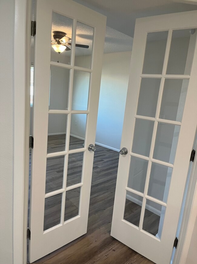 Building Photo - 10936 W Roundelay Cir