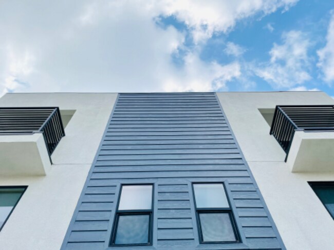 Photo - 2438 Cincinnati St Townhome