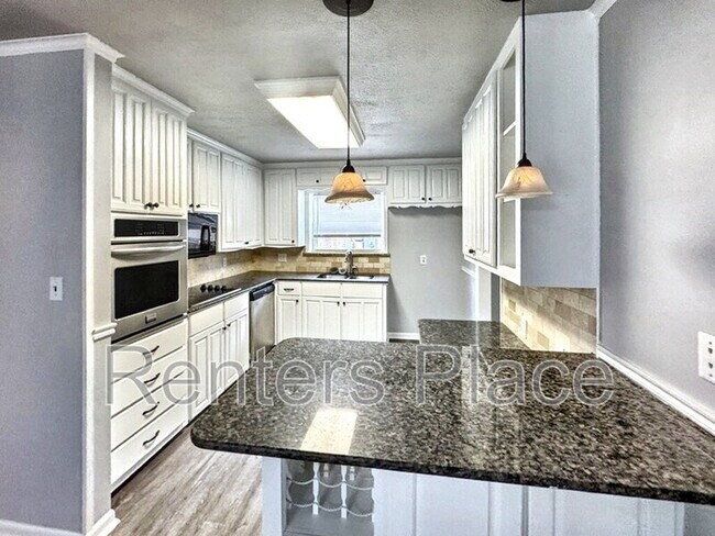 Foto del edificio - 2227 S 107th Ave E