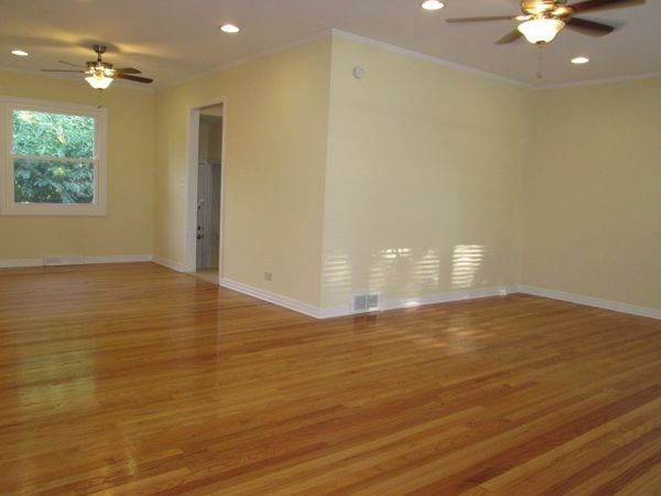 Foto del edificio - 1040 W Strieff Ln