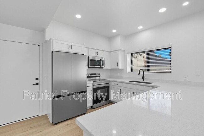 Foto del edificio - 1447 N Dana St