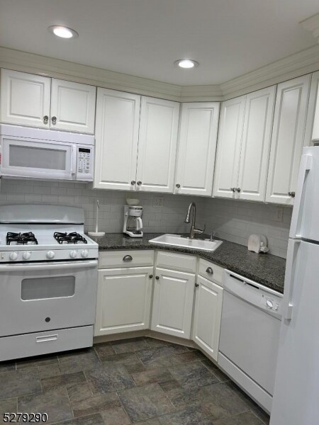 Building Photo - 15 Glenridge Ave