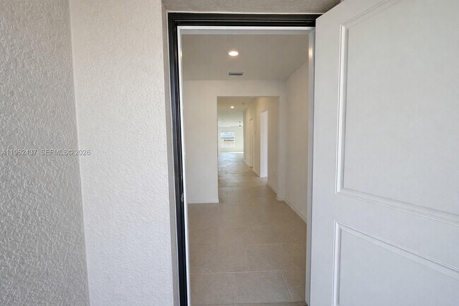 Foto del edificio - 17240 Cantu Ct