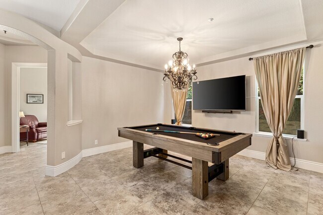 Foto del edificio - Beautiful Rocklin Home with a Pool!