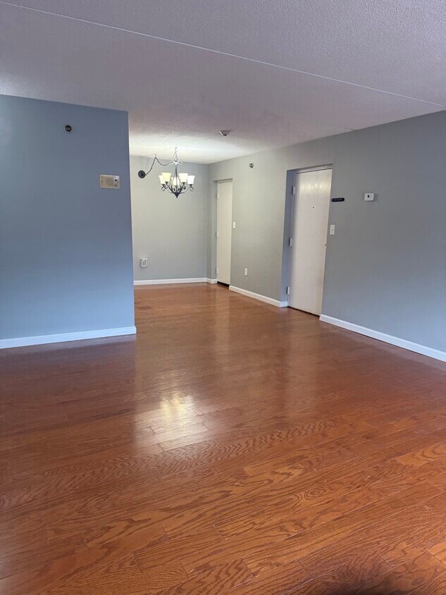 Photo - 33 McCormick Terrace (Stoughton, MA)