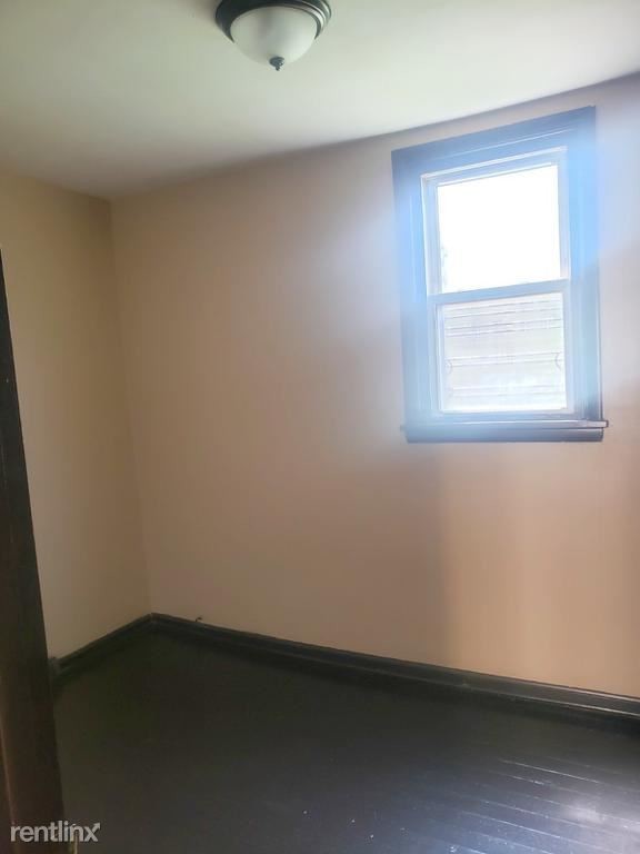 Building Photo - 2877 Ambler St