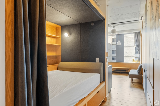 Photo - 2221 S Clark St Apartments