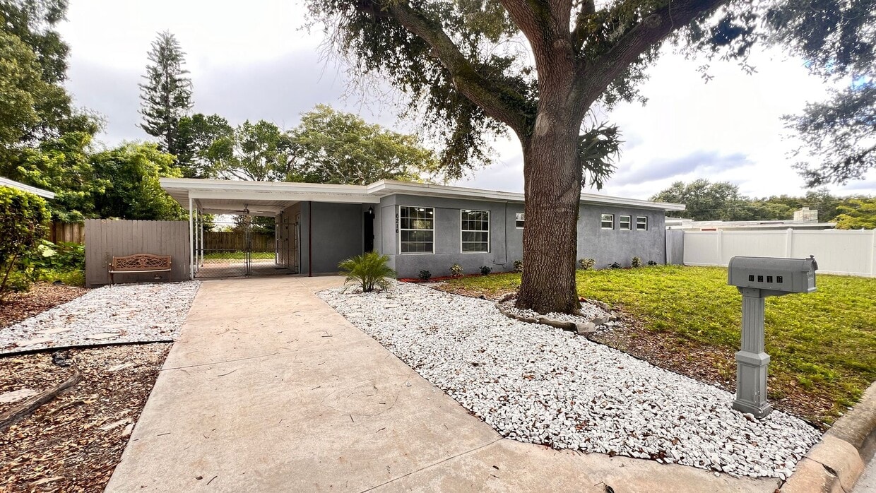 Primary Photo - A Corner of Comfort and Class in the Heart...