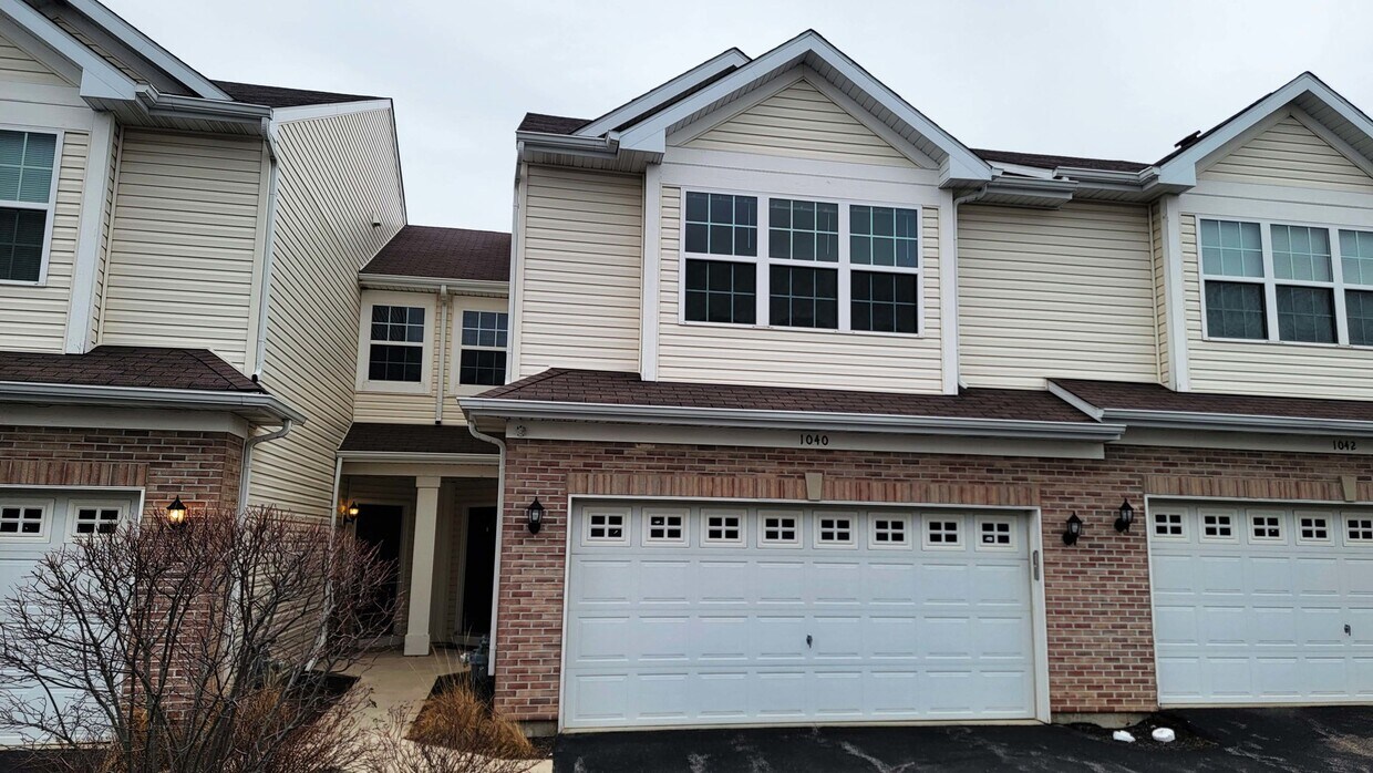 Primary Photo - 1040 Turin Dr