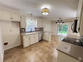 Building Photo - 11800 Kingsridge Terrace