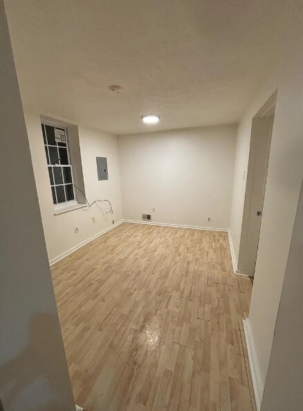 Foto del edificio - 3148 McClure Ave