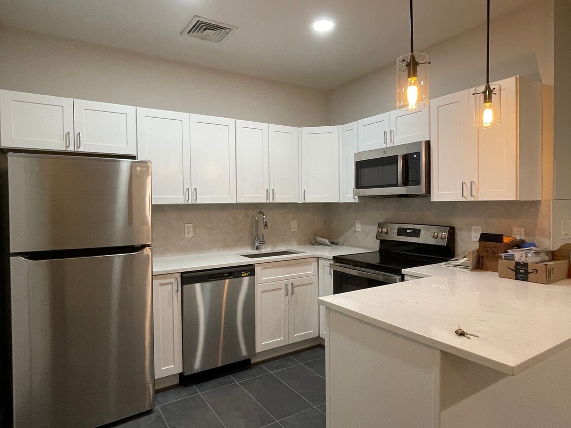 75 Liberty Ave Unit B31, Jersey City, NJ 07306 Condo for Rent in