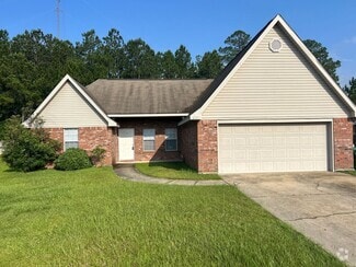 Building Photo - 2209 Paula Cir
