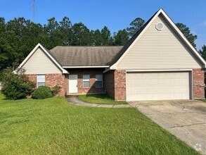 Building Photo - 2209 Paula Cir