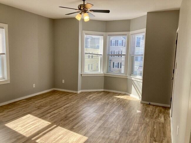 Foto del edificio - 49 Linden St