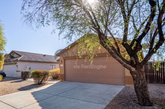 Foto del edificio - 15667 W Port Au Prince Ln