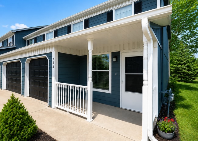 Building Photo - Windsong Townhomes