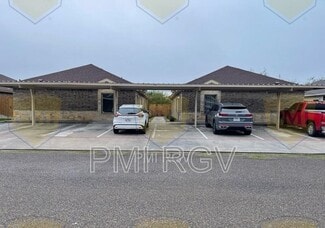 Building Photo - 818 S Michigan St