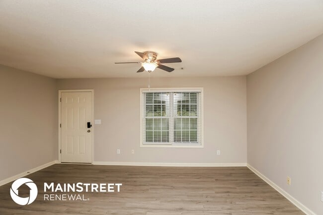 Building Photo - 360 Southern Trace Dr