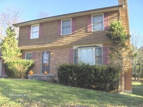 Building Photo - 504 Woodbine Dr