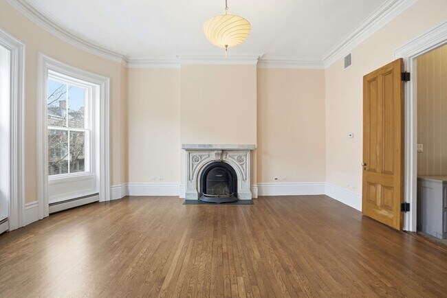 Foto del edificio - 150 W Concord St