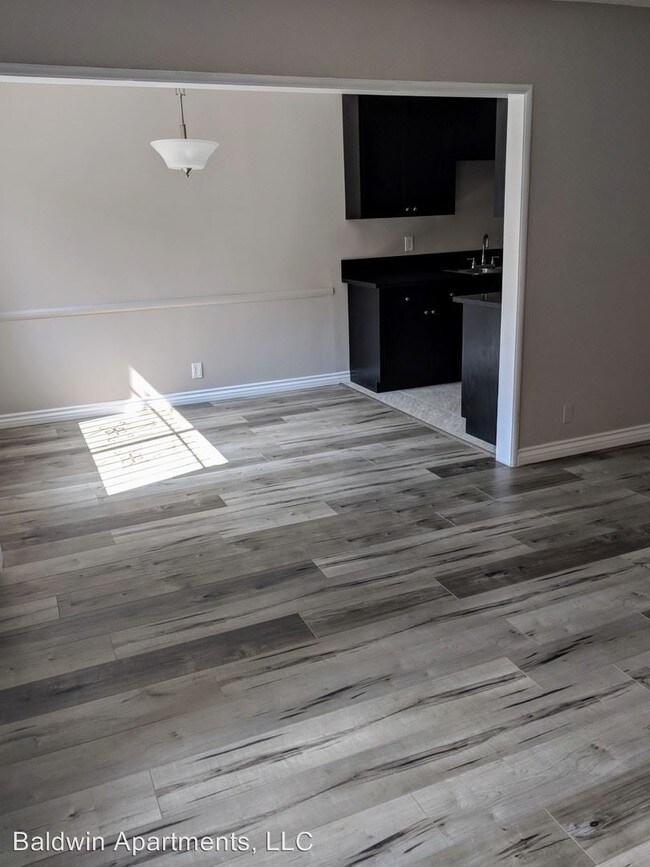 Building Photo - 4535 Santo Tomas Dr