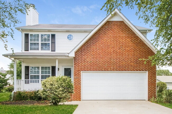 Building Photo - 1244 St Andrews Dr